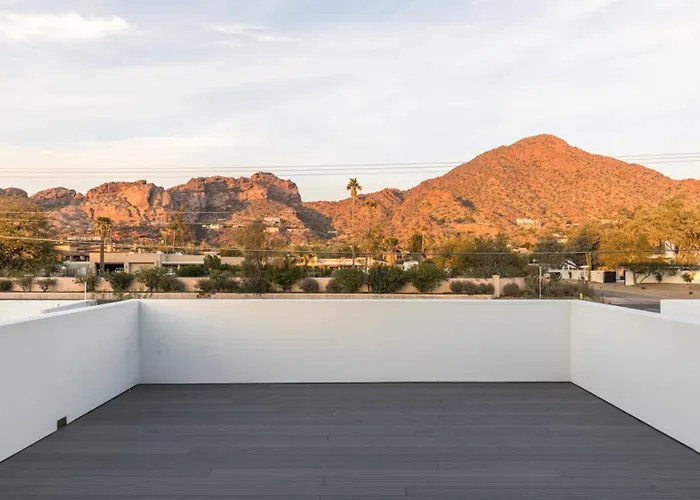 Holiday home Luxury Micro-resort, Theater, Sauna, Heated Pool Phoenix