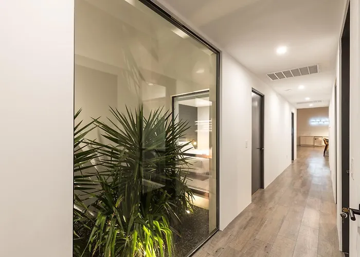 Luxury Micro-resort, Theater, Sauna, Heated Pool Phoenix