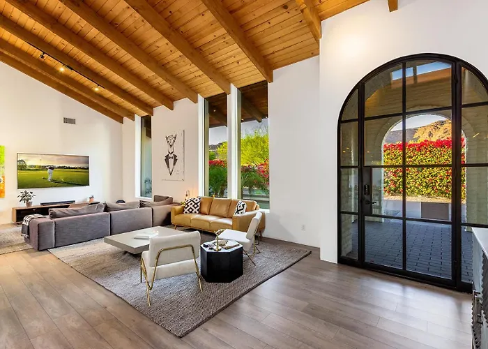 Holiday home Luxury Micro-resort, Theater, Sauna, Heated Pool Phoenix