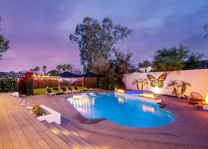 Holiday home Luxury Micro-resort, Theater, Sauna, Heated Pool Phoenix